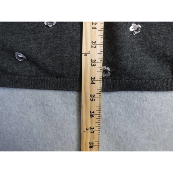 Womans Talbots short sleeved tight knit top floral sequins size Medium - Picture 7 of 7